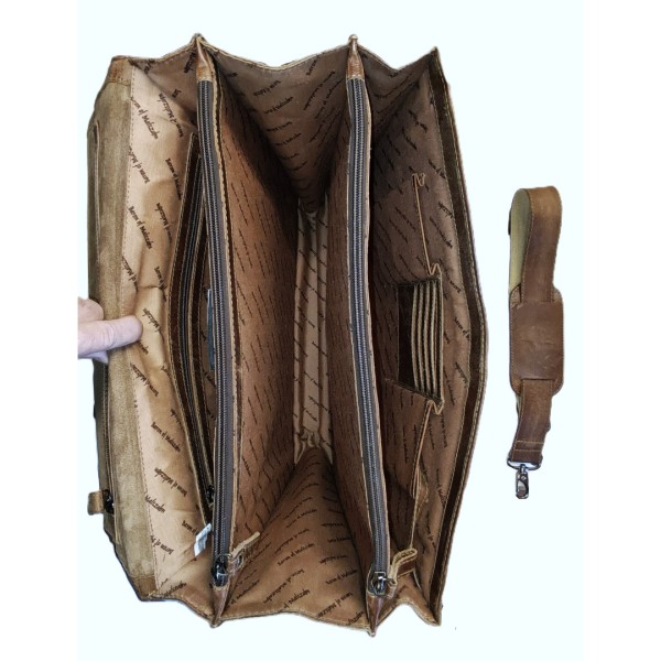 Große Aktentasche HEDIN aus Weideland-Leder - mit leichten Gebrauchsspuren Große Aktentasche HEDIN aus Weideland-Leder - mit leichten Gebrauchsspuren