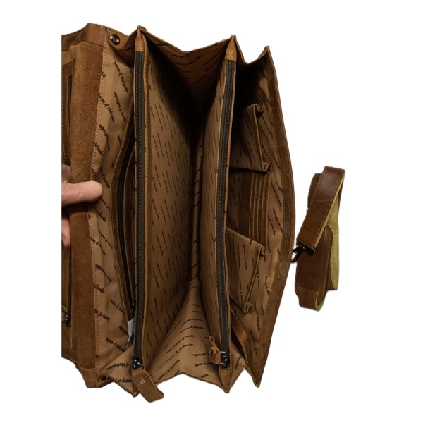 Große Aktentasche HEDIN aus Weideland-Leder - mit leichten Gebrauchsspuren Große Aktentasche HEDIN aus Weideland-Leder - mit leichten Gebrauchsspuren