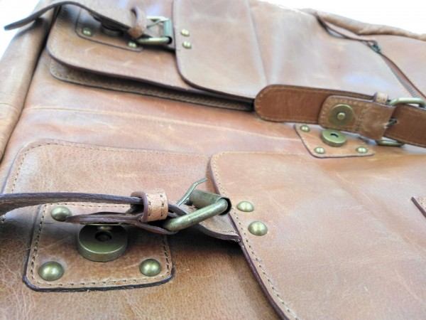 Herren Rucksack JEROME aus braunem Leder Herren Rucksack JEROME aus braunem Leder