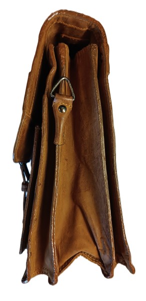 Große Aktentasche HEDIN aus Weideland-Leder - mit leichten Gebrauchspuren Große Aktentasche HEDIN aus Weideland-Leder - mit leichten Gebrauchspuren